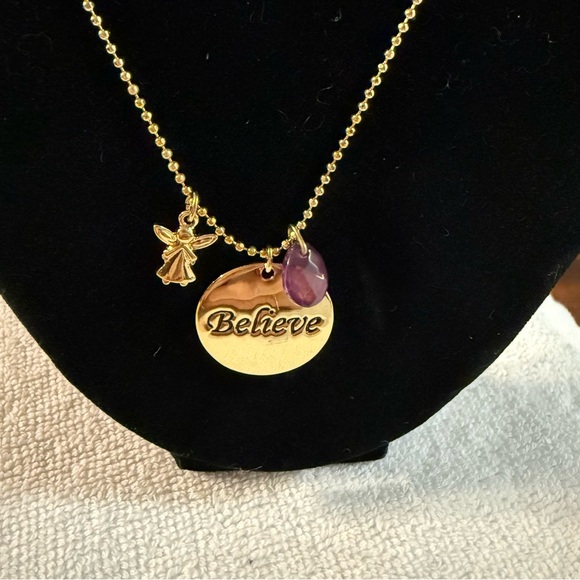 Avon Goldtone Inspirational Disc Believe' Pendant Necklace NIB 2007 - Picture 6 of 6